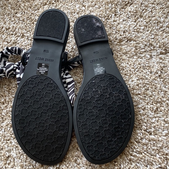 Nine West zebra print wrap sandals - Picture 2 of 6